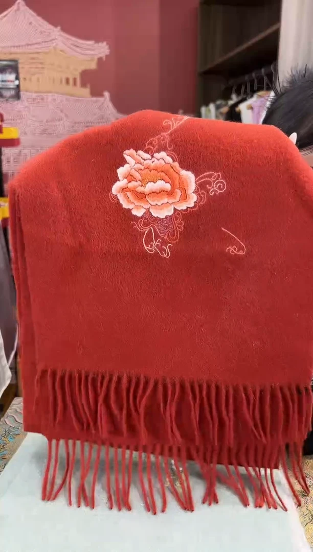 【闪购商品】刺绣100山羊绒苏绣双面绣手工刺绣围巾