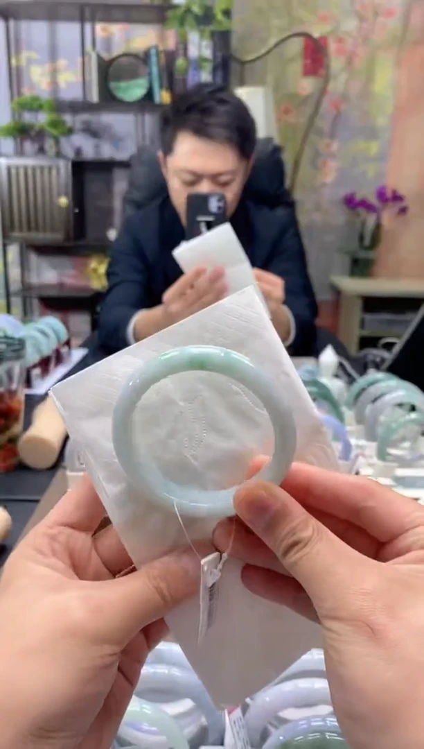 未镶嵌手镯翡翠9845******