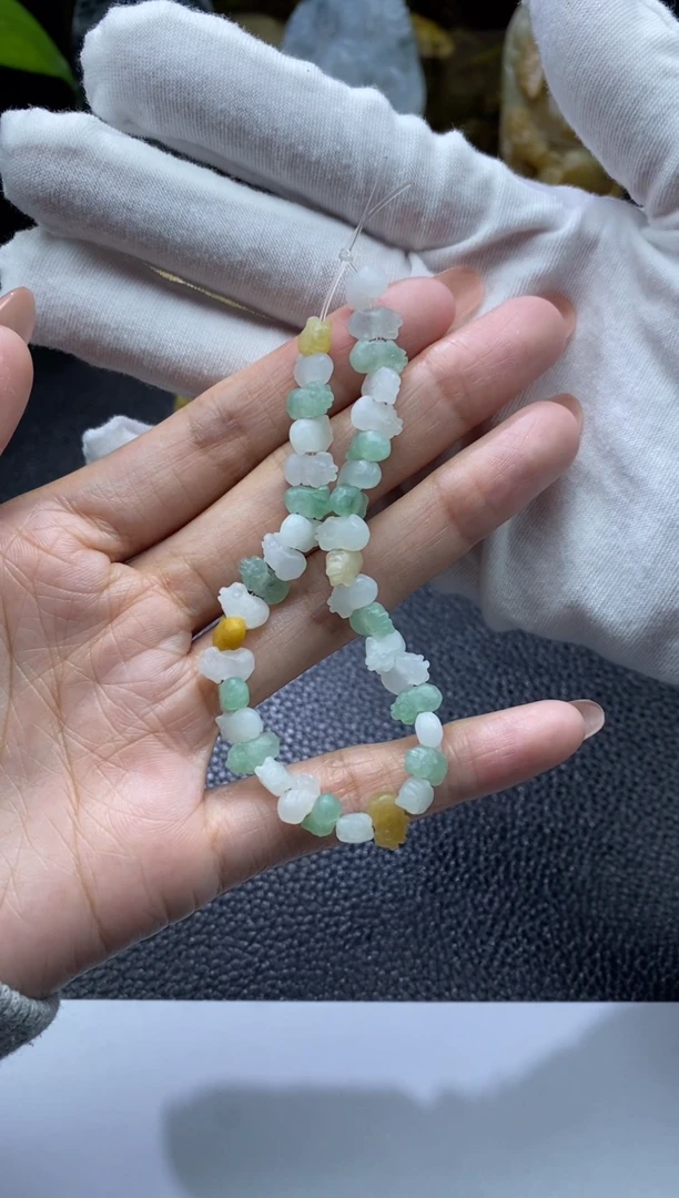 【闪购商品】定制翡翠未镶嵌手串