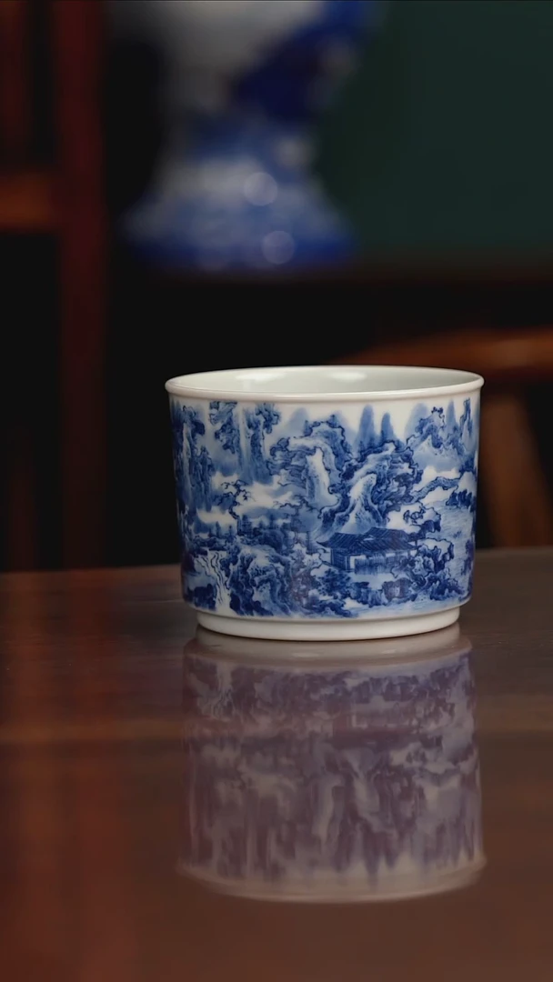 景琳藏青花匡炉图