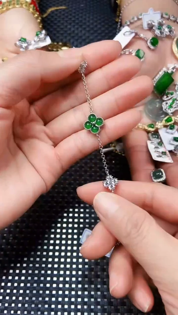 【闪购商品】翡翠手链未镶嵌11111111111