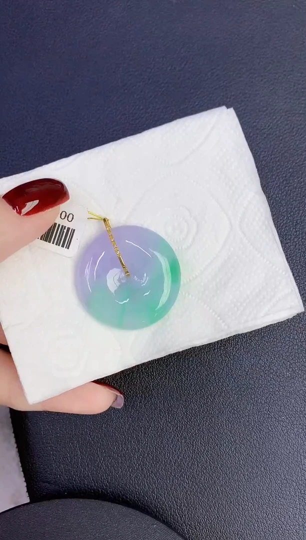 颈饰18K金镶嵌翡翠缅甸天然翡翠A货