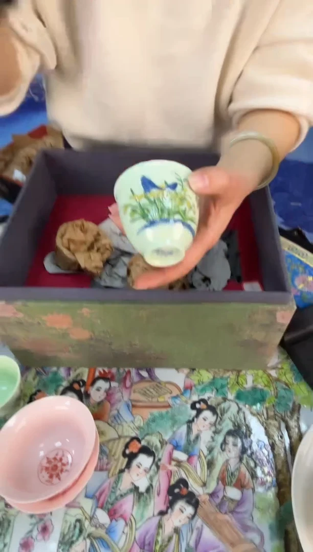 摆件瓷景德镇兰花杯