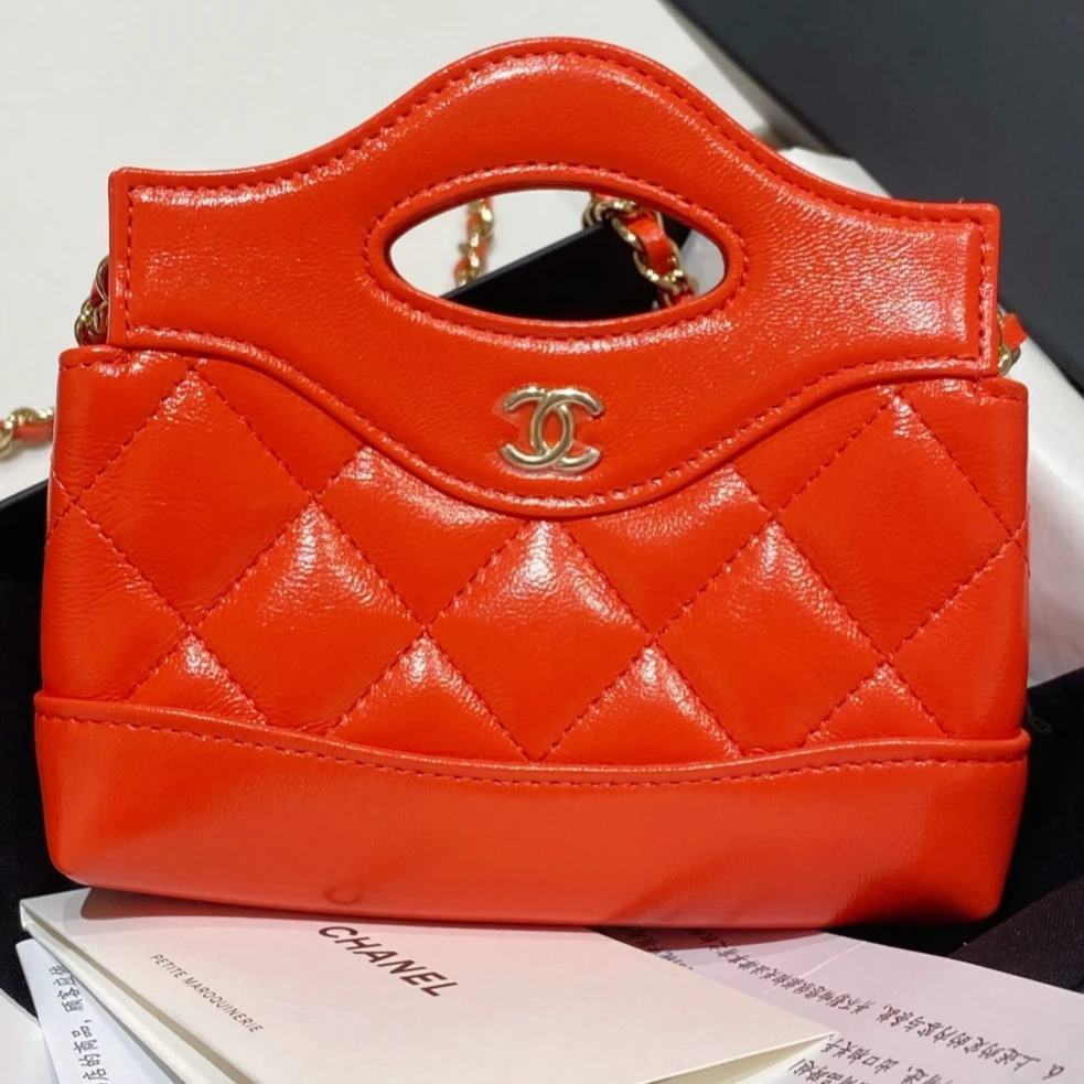 未使用 Chanel/香奈儿 mini红色 31bag 手提单肩包 /7QH39533