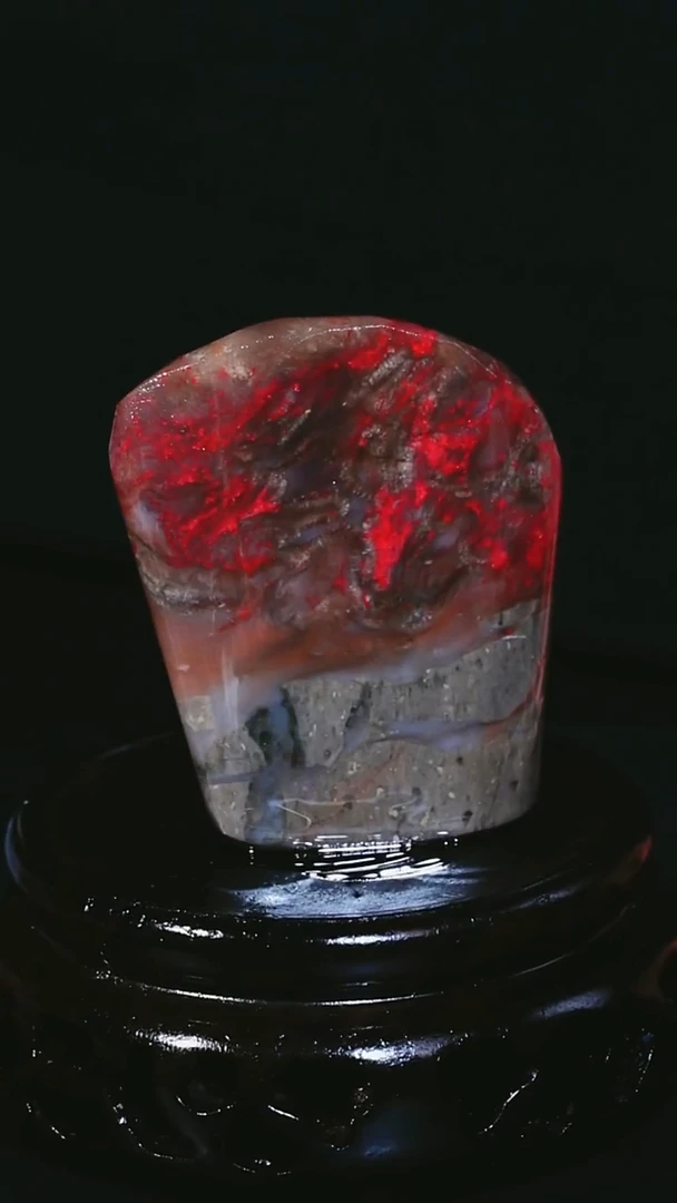 昌化石昌化鸡血石