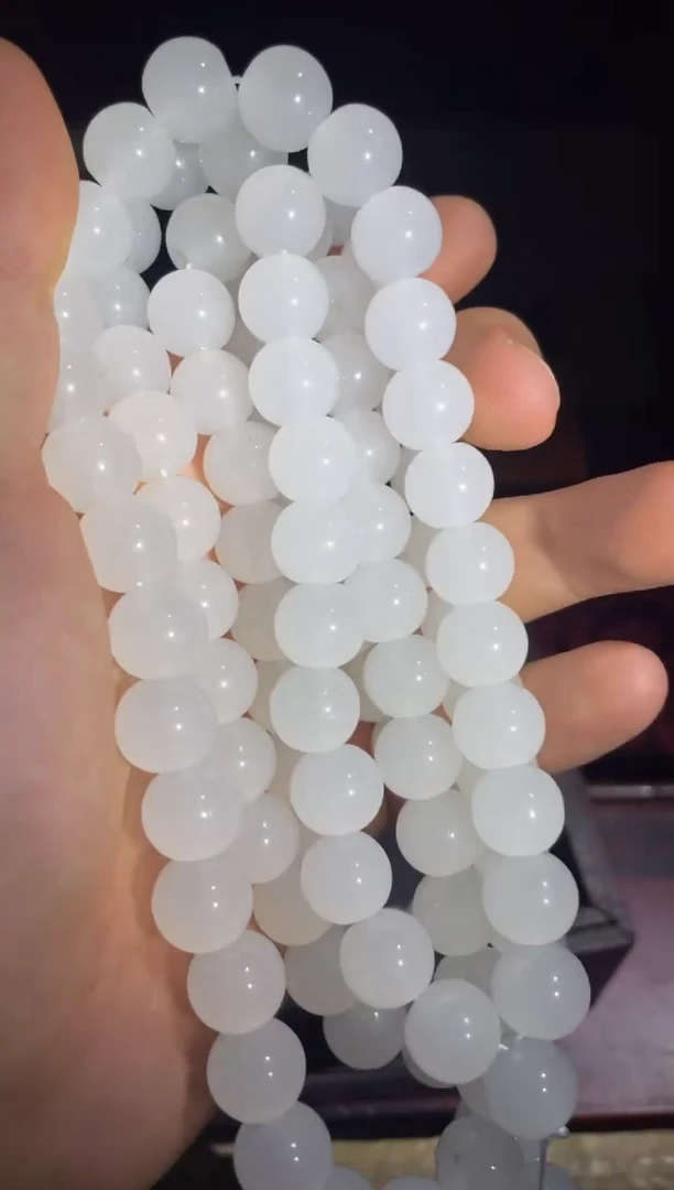 和田玉未镶嵌颈饰白玉108颗项链1件