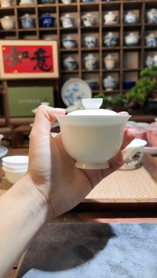 【闪购商品】纯白骨瓷元宝盖碗