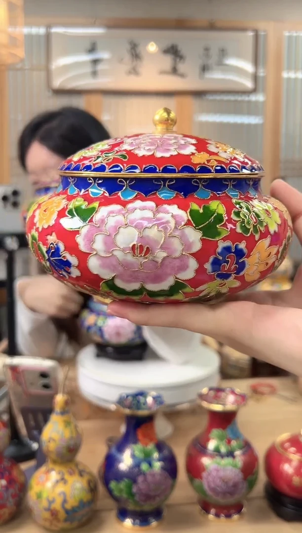【闪购商品】景泰蓝花丝喜子罐6寸XZG002红色