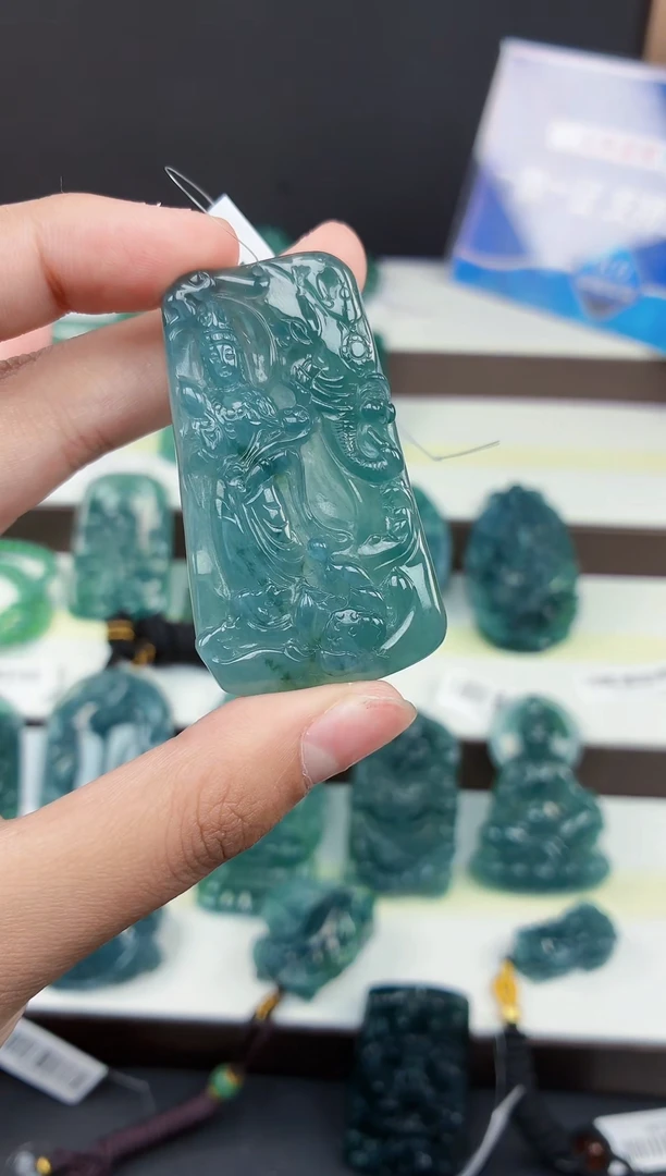 颈饰未镶嵌翡翠DLZ25120481