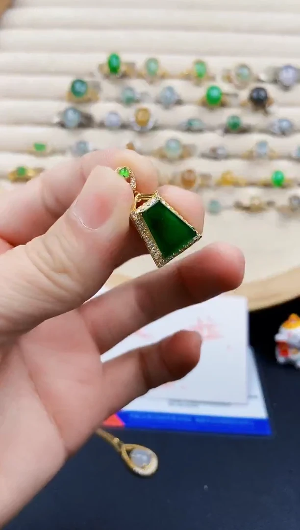 翡翠银S925镶嵌颈饰21