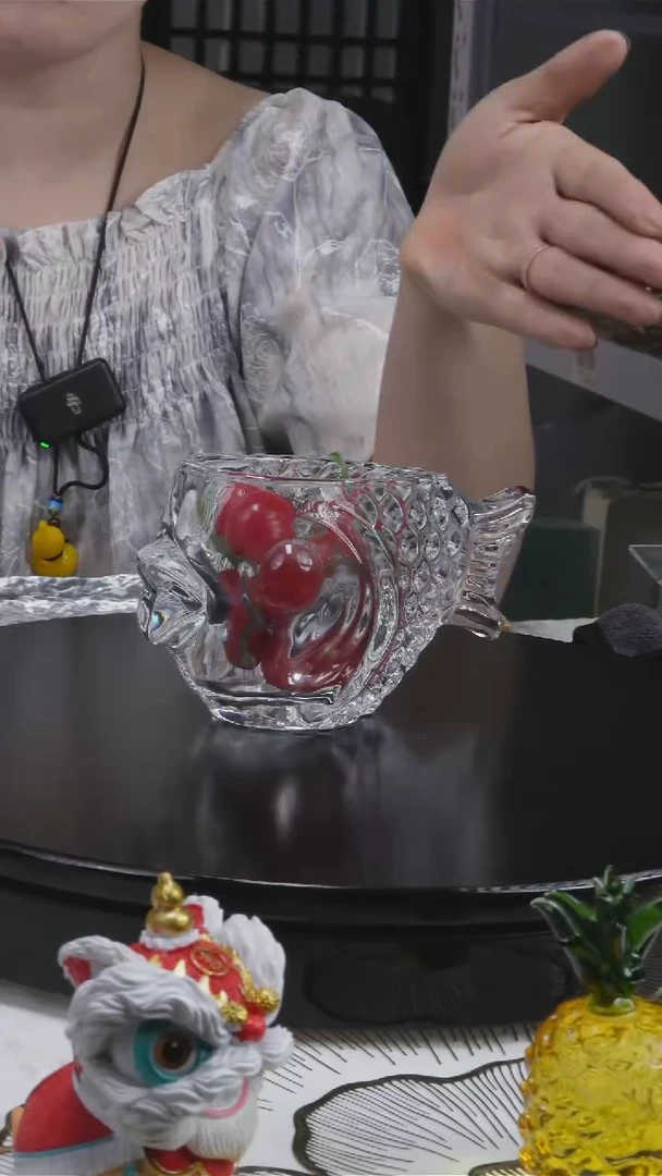 水晶玻璃无手柄款鱼型花瓶