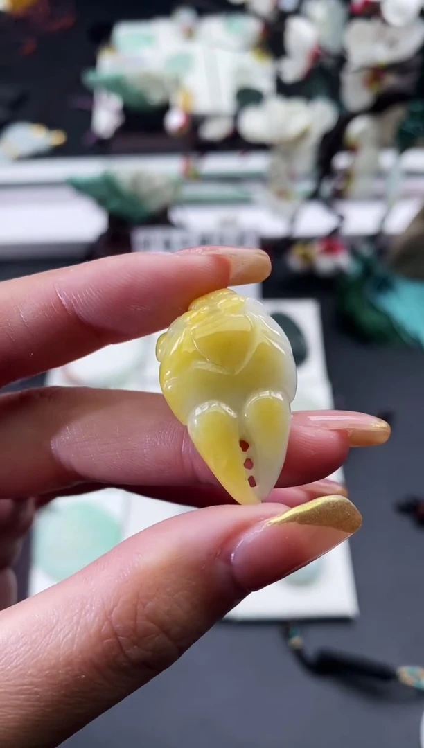 【闪购商品】翡翠吊坠(不含链)未镶嵌天然缅甸翡翠A货