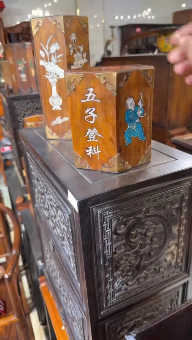 木木头款五子登科六角笔筒168