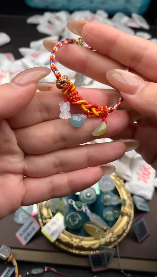 【闪购商品】翡翠手绳未镶嵌  一