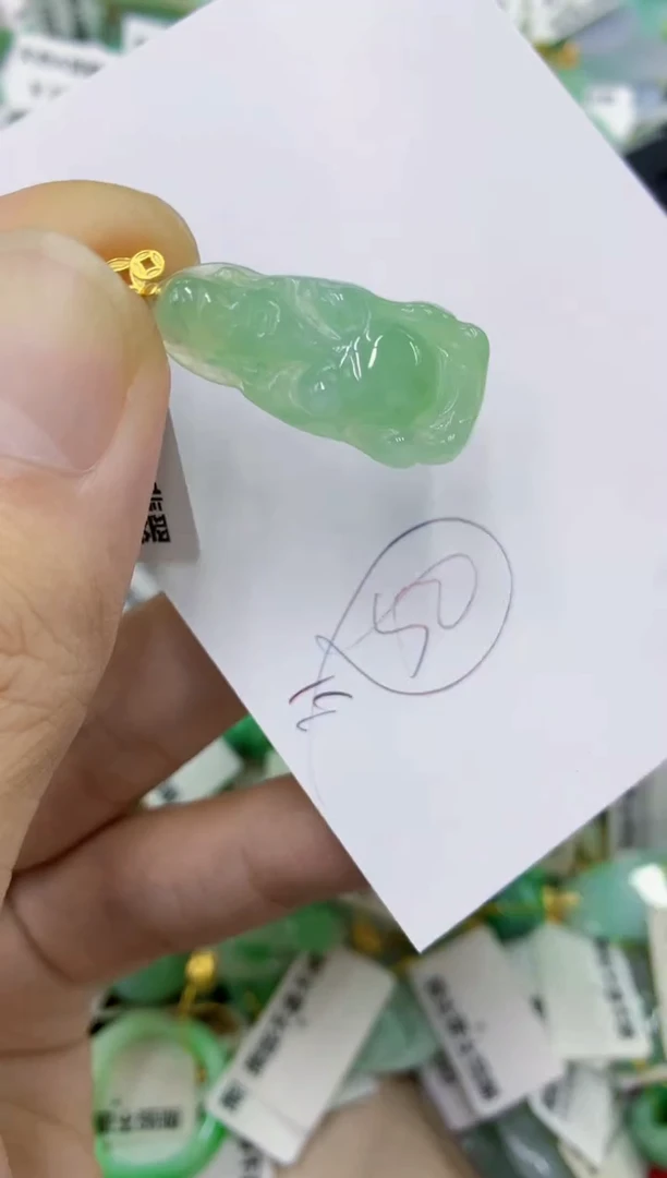 颈饰未镶嵌翡翠111111111111