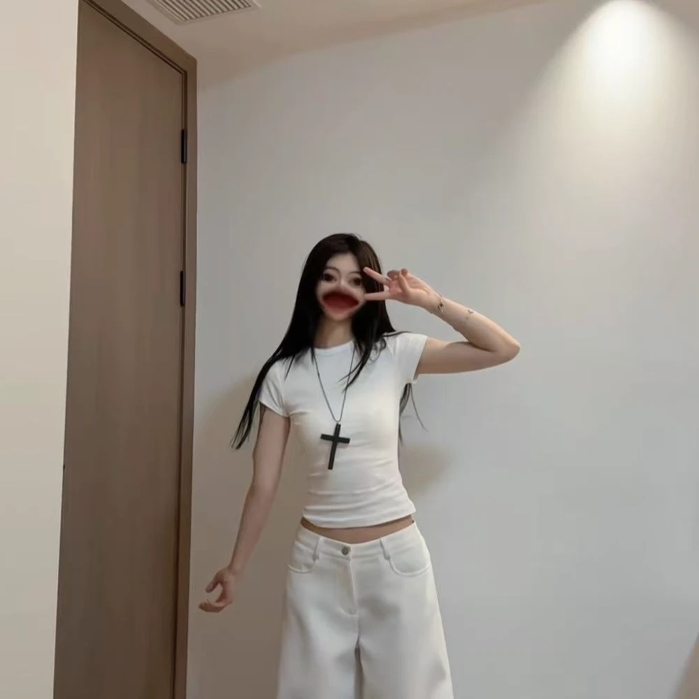 L-2韩系设计超好看正肩短袖T恤女夏季2025新款修身显瘦甜辣短上衣