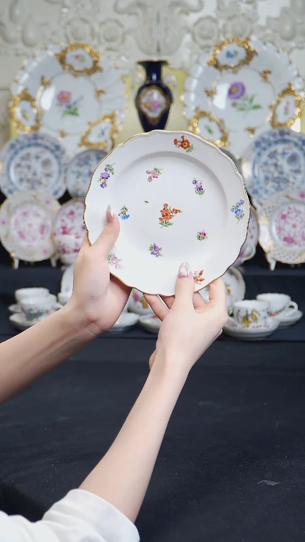 骨瓷婷婷中古器物如图所示64
