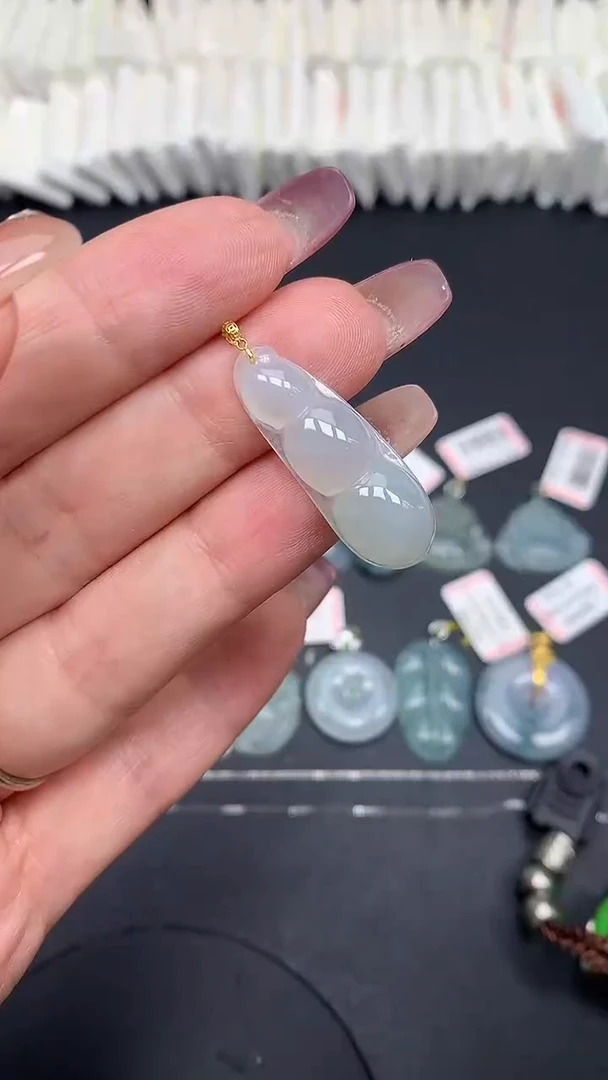 翡翠18K金镶嵌吊坠(不含链)MS190530