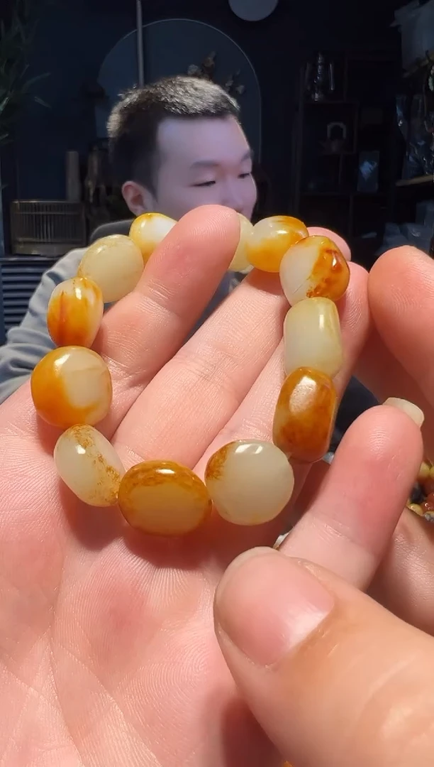 【闪购商品】和田玉手串未镶嵌原石随型