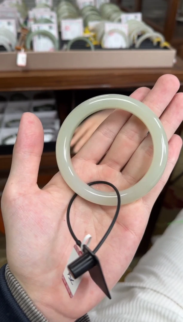 未镶嵌手镯和田玉58