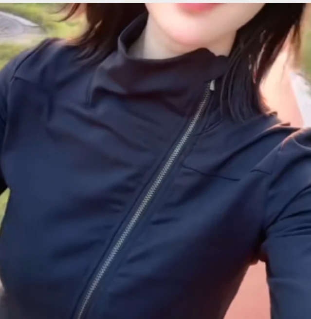 2025早秋时尚潮流百搭精品女装飘OXIK9