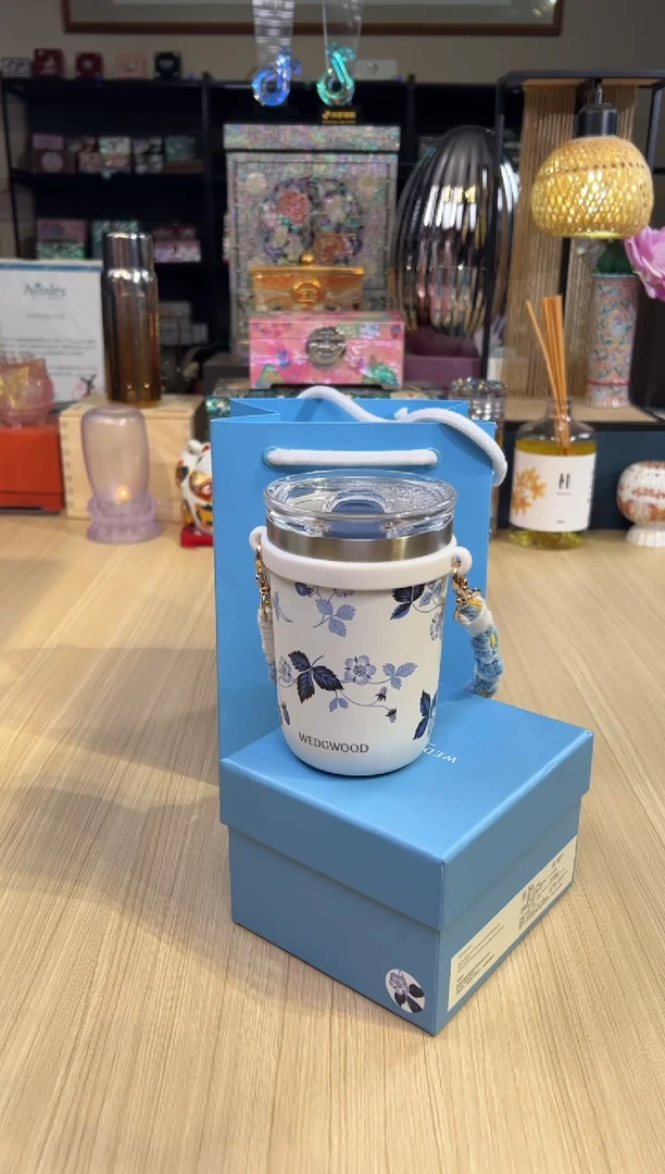 121威基伍德.蓝草莓随行杯350ml（1082233）