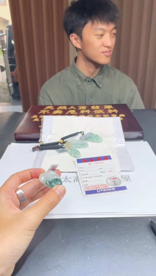 未镶嵌定制翡翠未抛光毛货多样性发其一拍一发一0803