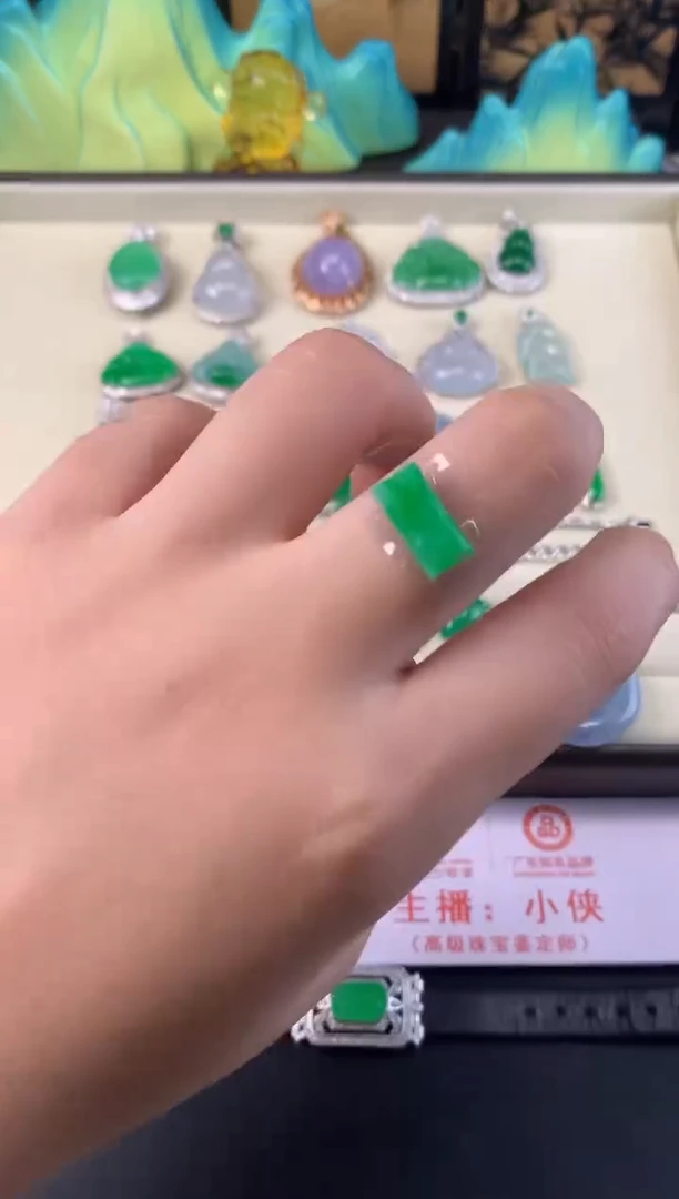 未镶嵌定制翡翠裸石（镶嵌定制）
