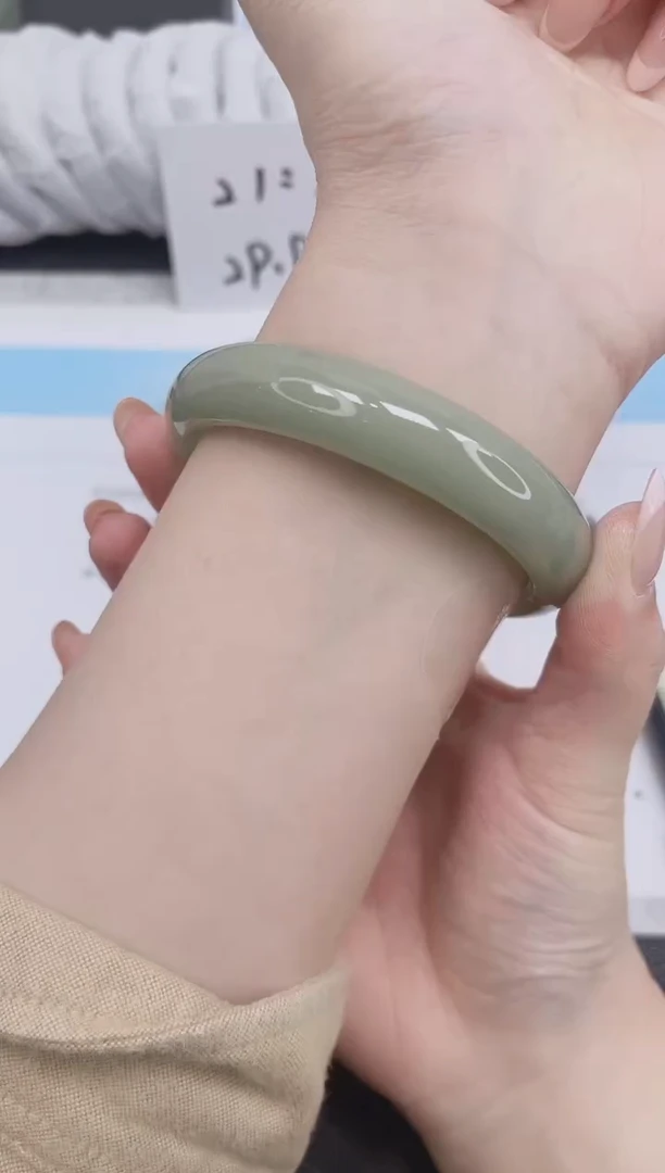 未镶嵌手镯石英质玉13-62.8