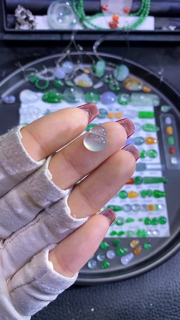 未镶嵌挂件翡翠葫芦