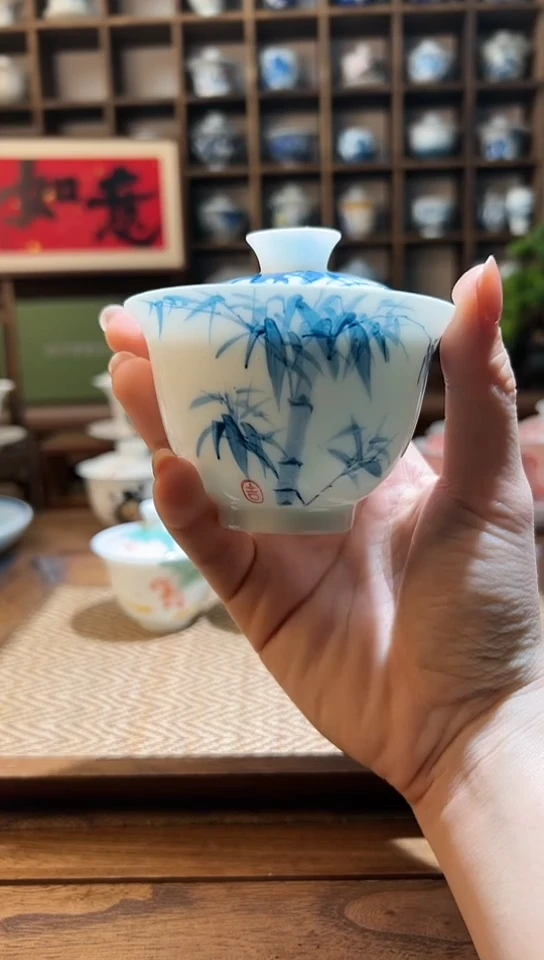 【闪购商品】手绘竹子元宝盖碗