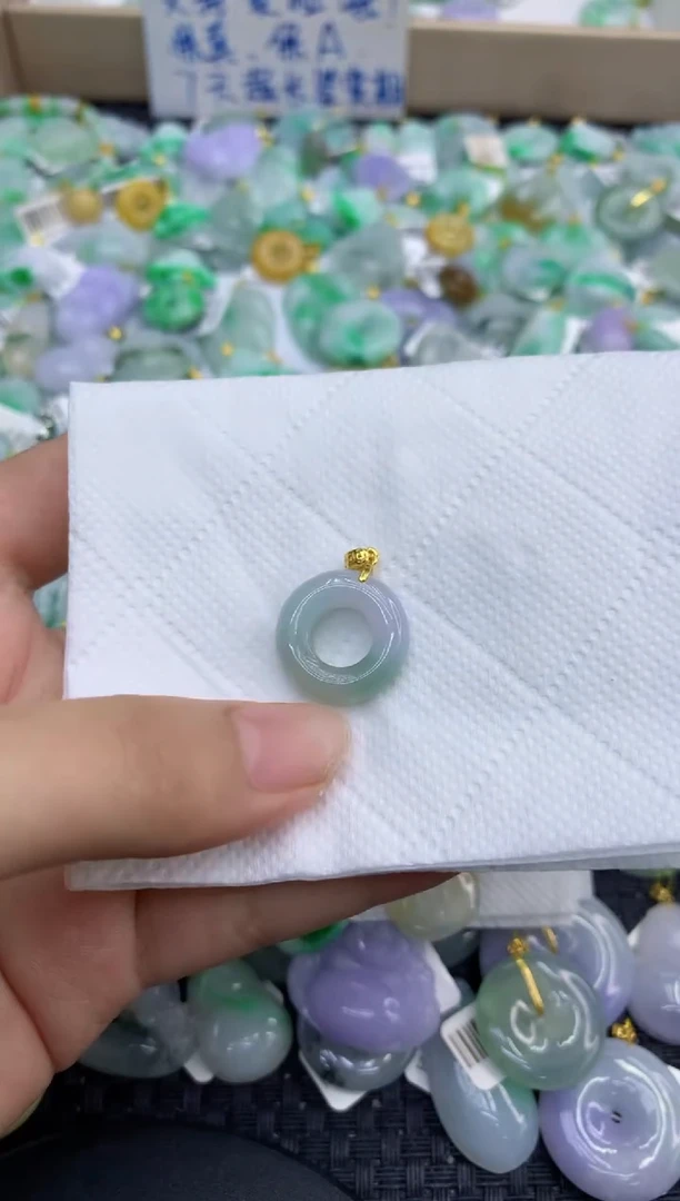 颈饰未镶嵌翡翠天然缅甸A货翡翠