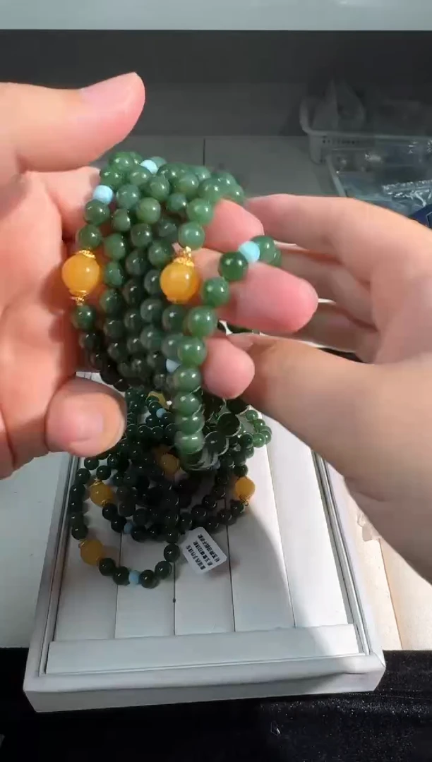 手链未镶嵌和田玉碧玉蜜啦顶珠款发货多样性发其一