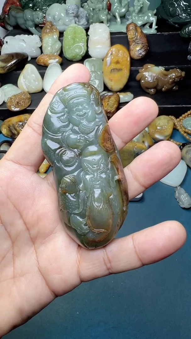 未镶嵌和田玉把件-