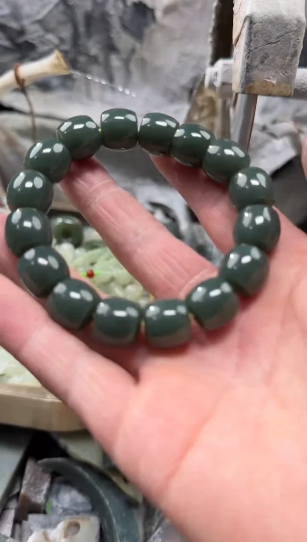 【闪购商品】和田玉颈饰未镶嵌手串多样性
