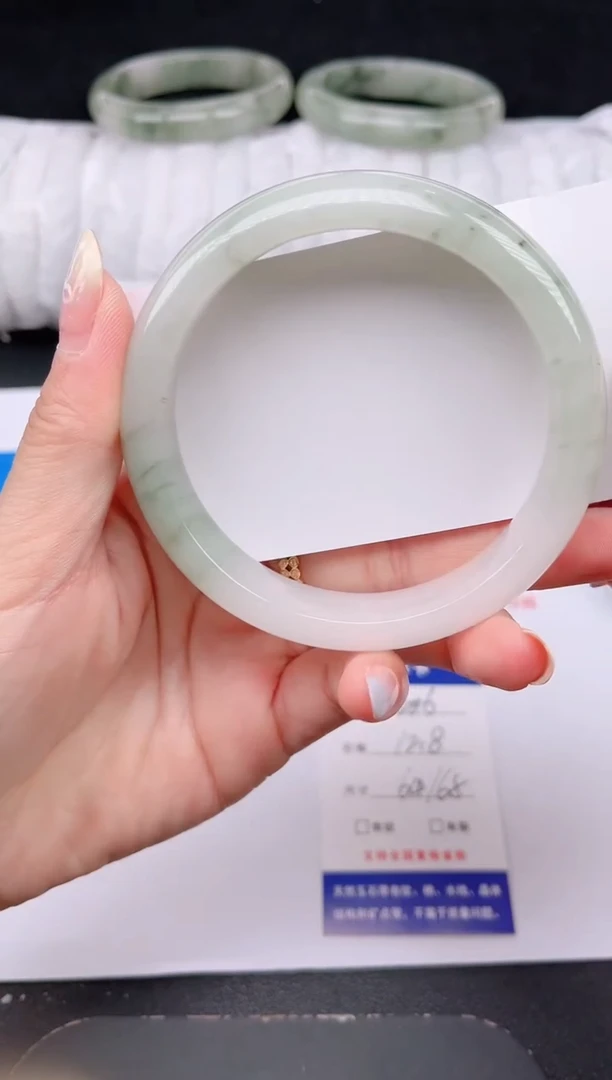 石英质玉手镯未镶嵌206-64/65