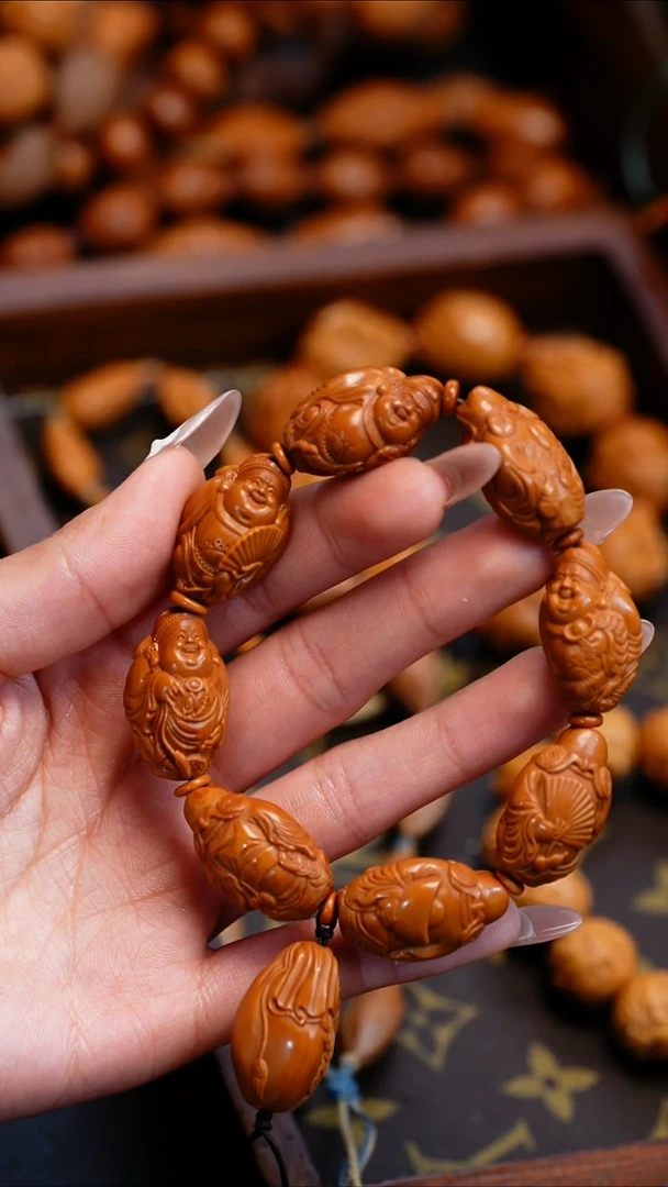 【闪购商品】橄榄核吊坠苏工橄榄核