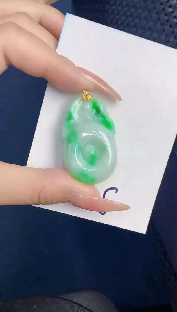 【闪购商品】翡翠颈饰18K金镶嵌000000000