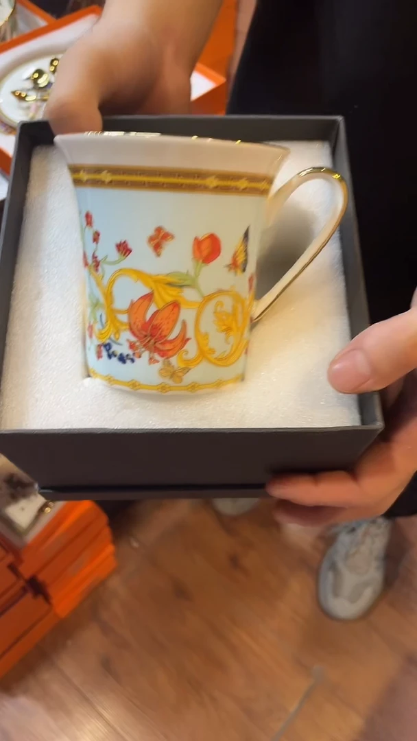 杯鸿辉家品牌瓷器，京东包邮！