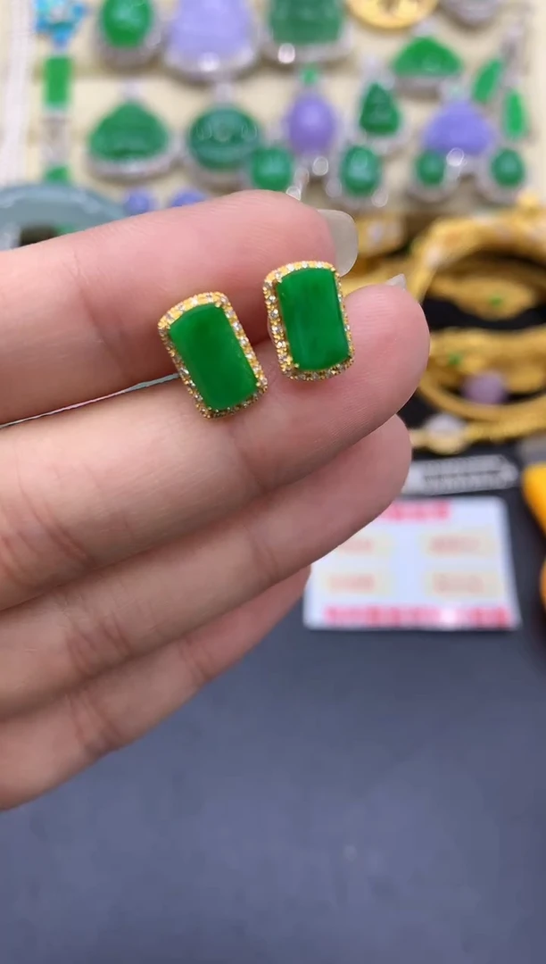 18K金镶嵌翡翠耳饰186-中国好珍宝