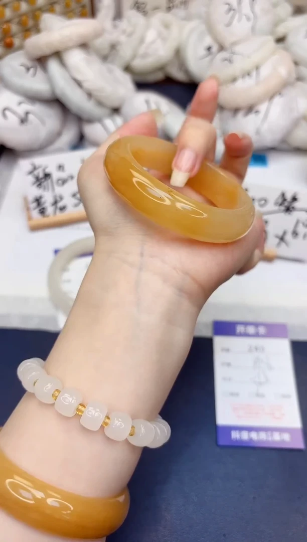 石英质玉手镯未镶嵌240-财气镯-圈口56