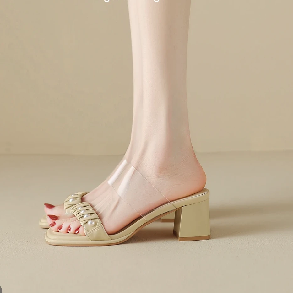 法式粗跟凉拖鞋女夏外穿新款仙女风珍珠一字带高跟鞋906-1