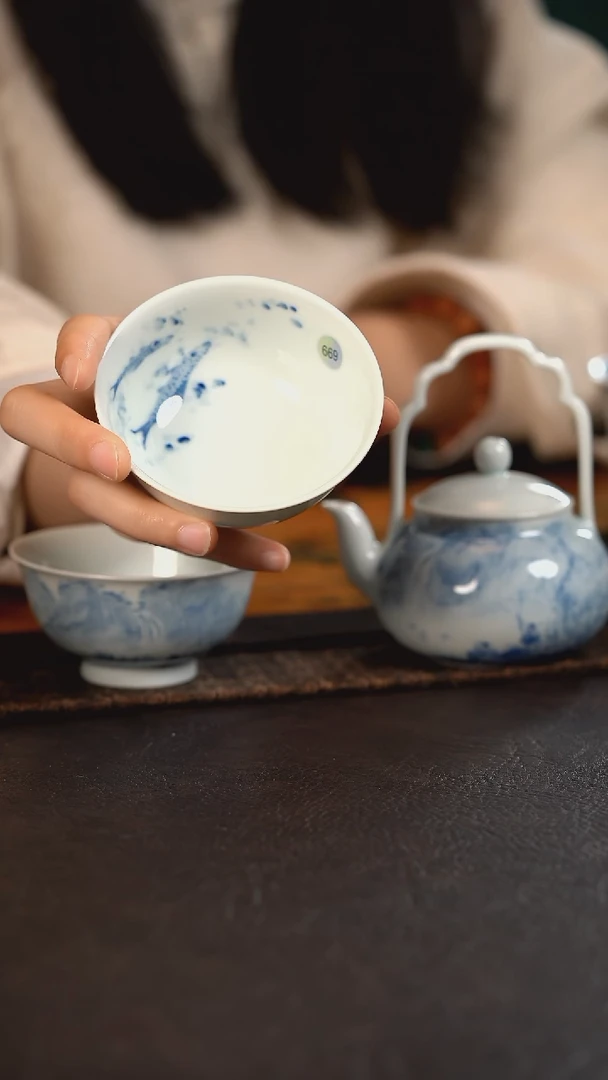 【闪购商品】杯669号HLX陶瓷鱼群普洱杯