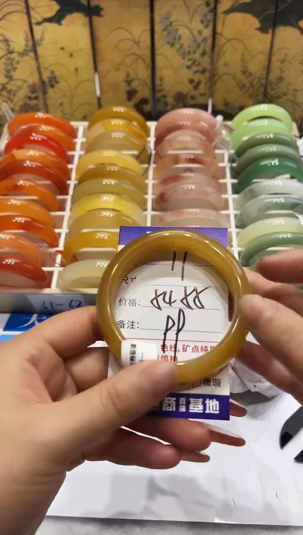 未镶嵌手镯石英质玉17 54~55