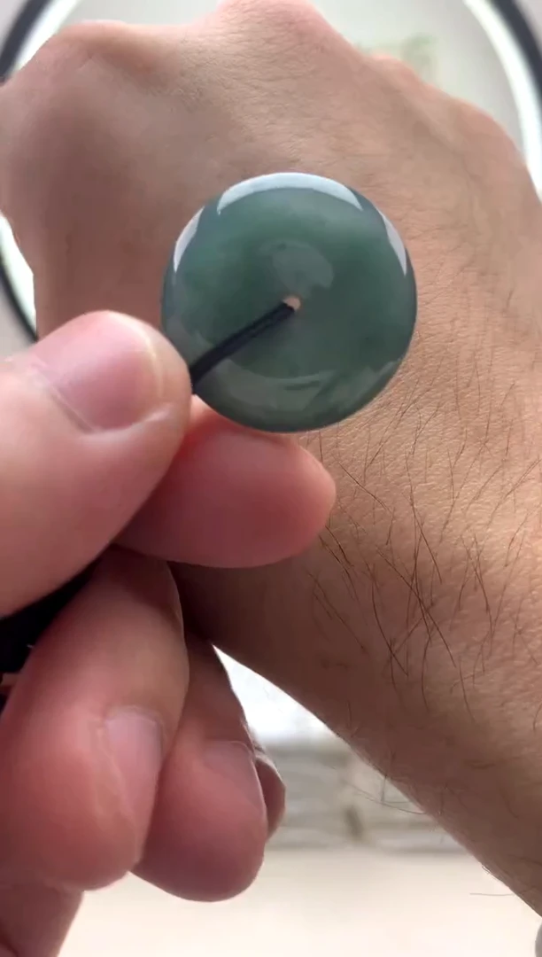 颈饰未镶嵌翡翠小扣子