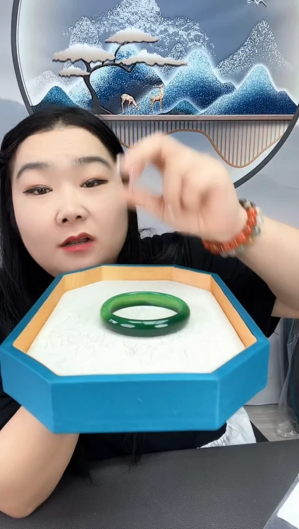 未镶嵌绿色玉髓镯子玛瑙/玉髓64