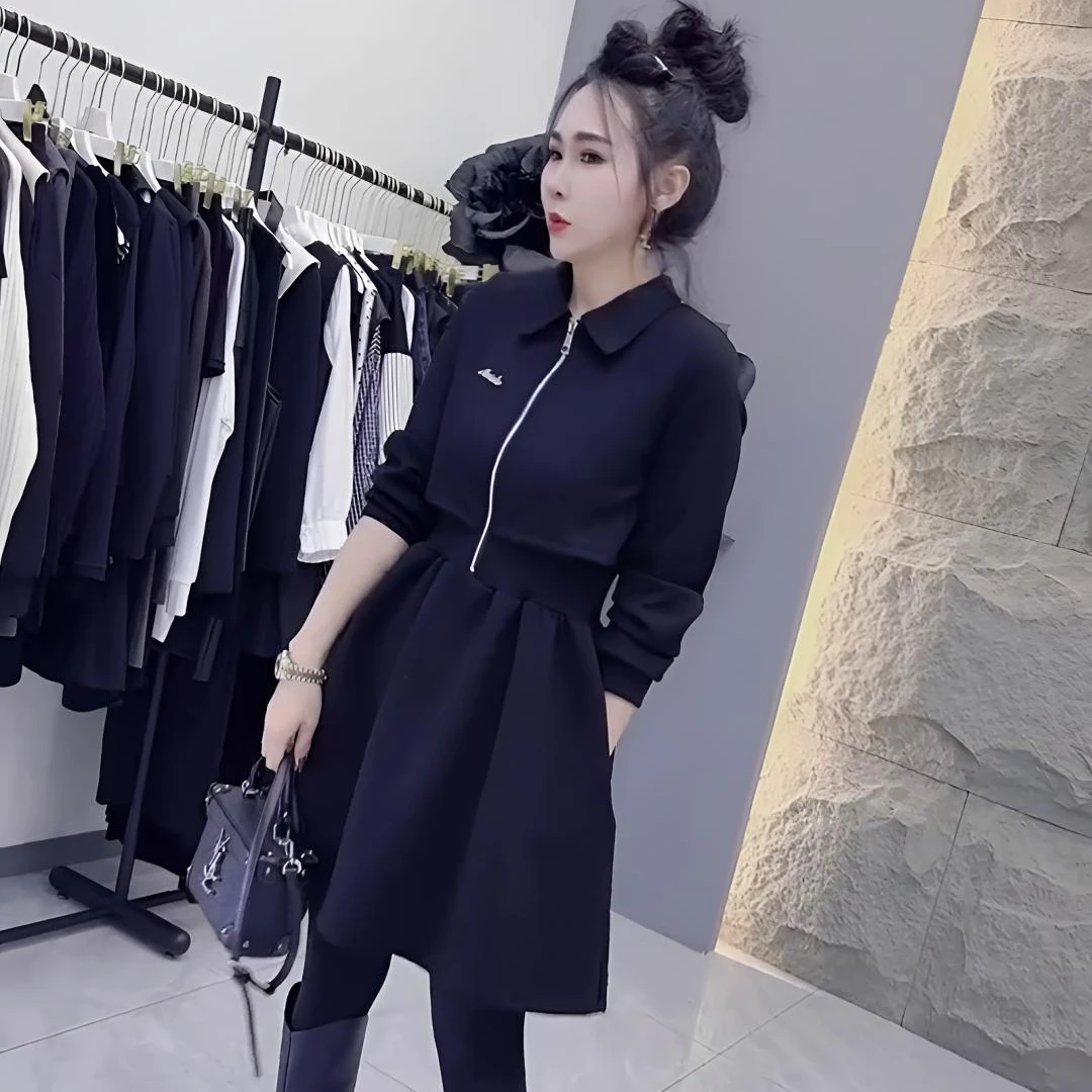 韩版翻领高档假两件连衣裙气质女2025冬季新款时尚修身显瘦小黑裙