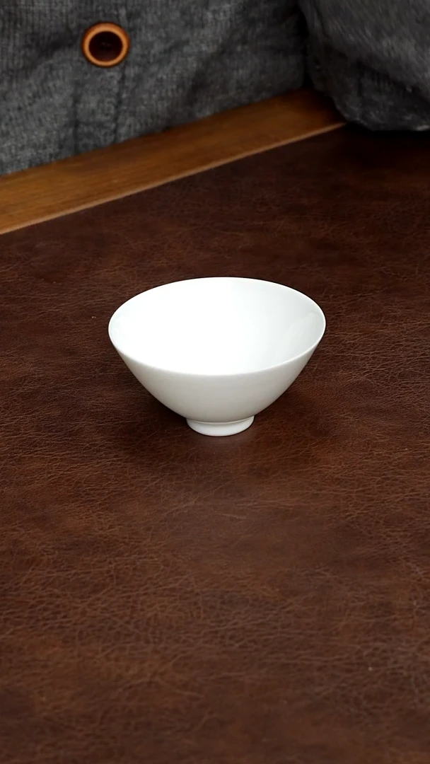 景德镇白胎斗笠杯