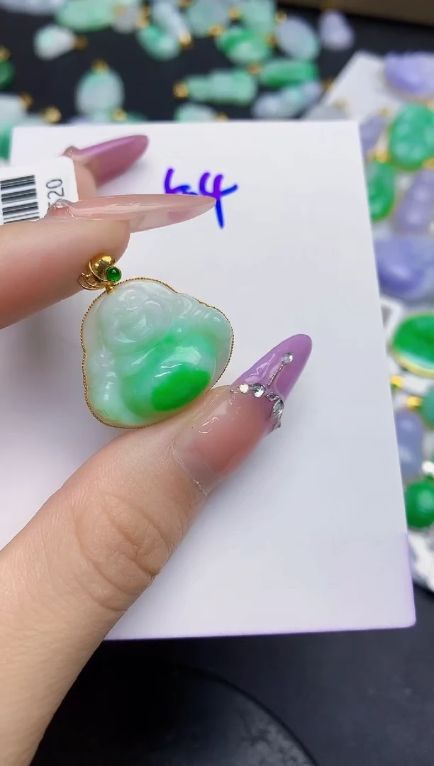 翡翠18K金镶嵌颈饰缅甸天然翡翠A货