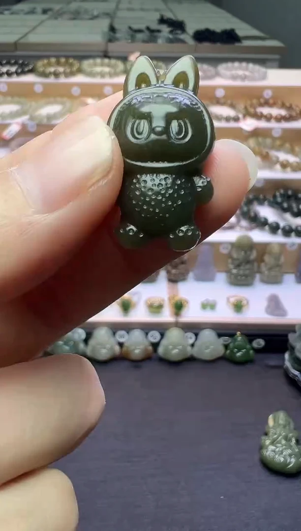 颈饰未镶嵌和田玉76号链接包容